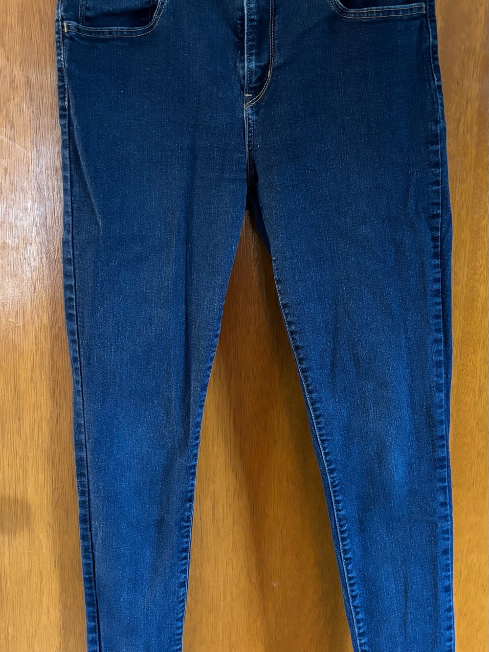 Levi's Deep Indigo Women's Skinny Jeans